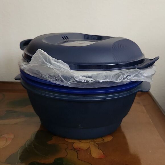 Tupperware Micro Cooker Steamer Set NEW - Picture 1 of 11